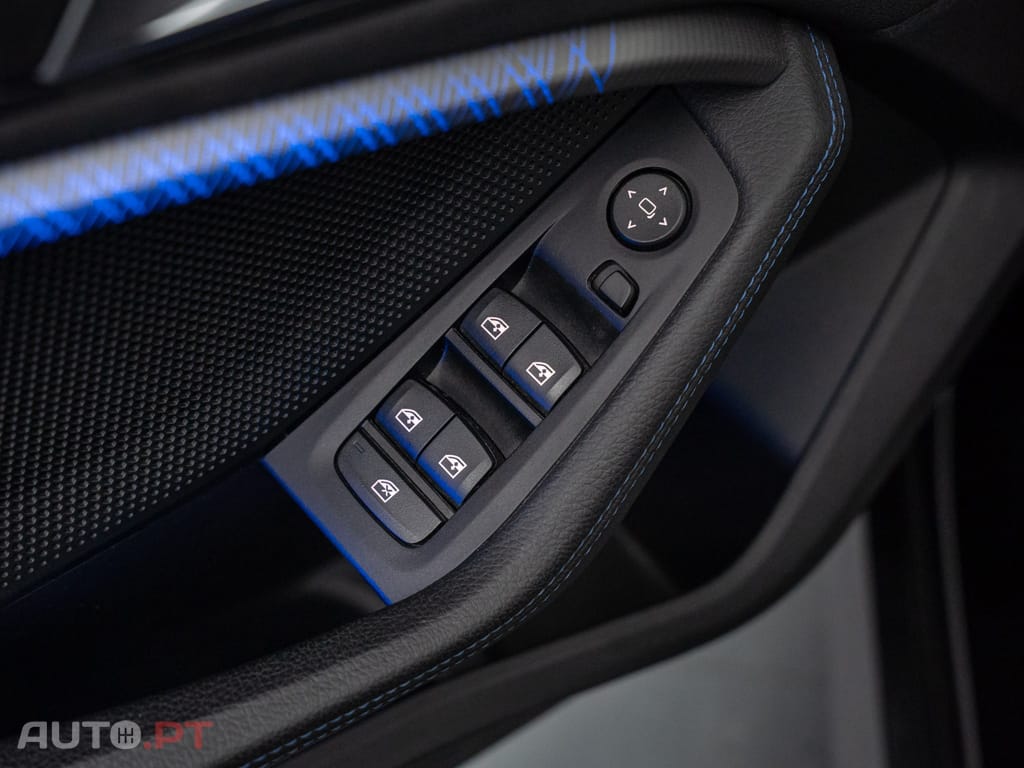 BMW 216 d Pack Desportivo M
