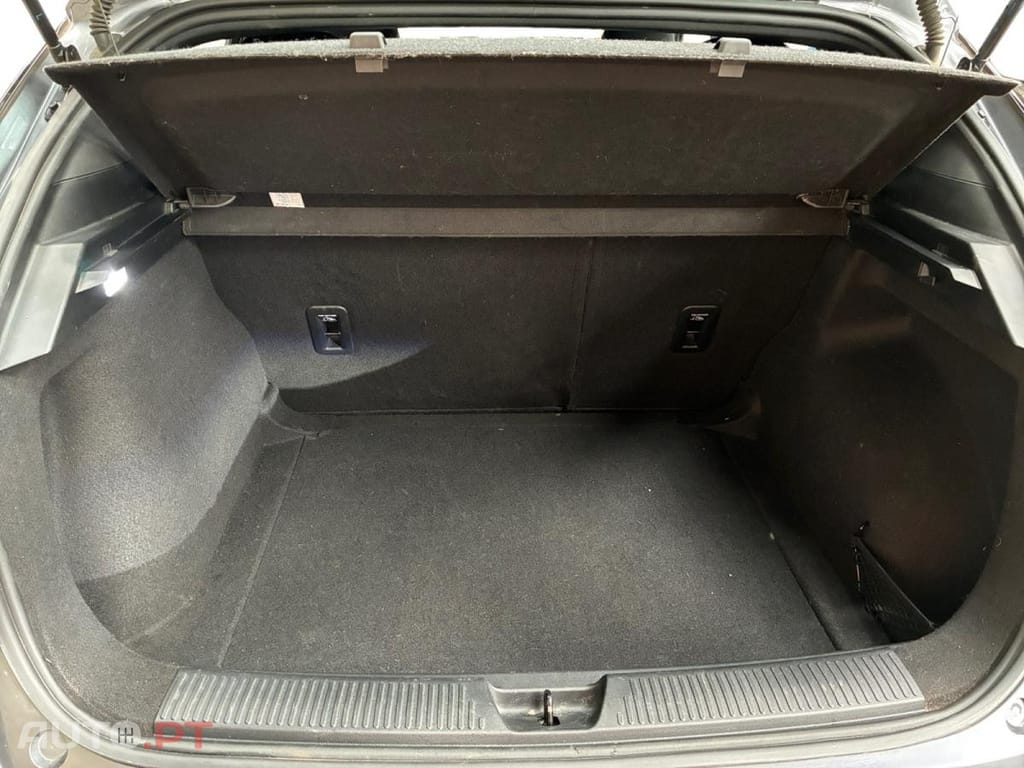 MG MG4 51 kWh Standard