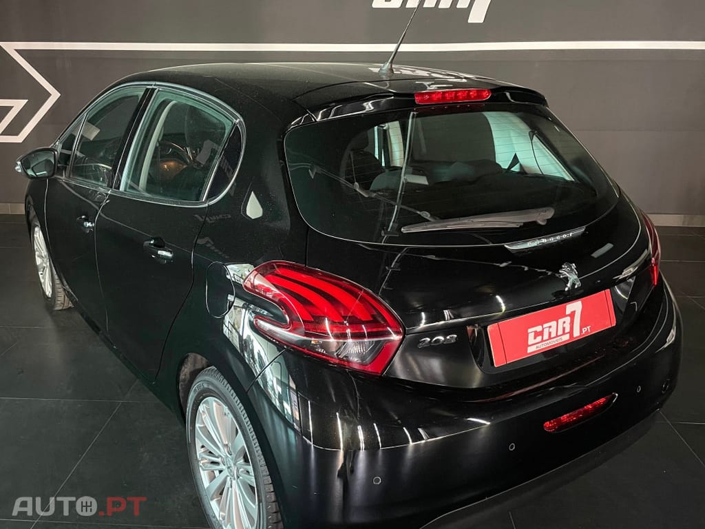 Peugeot 208 1.2 PureTech Allure