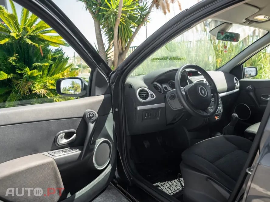 Renault Clio 1.2 TCE Dynamique Sport Edition