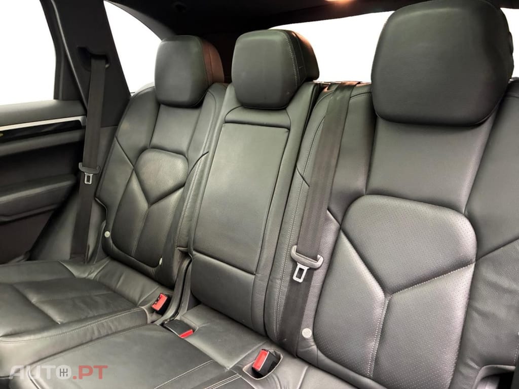 Porsche Cayenne S Hybrid