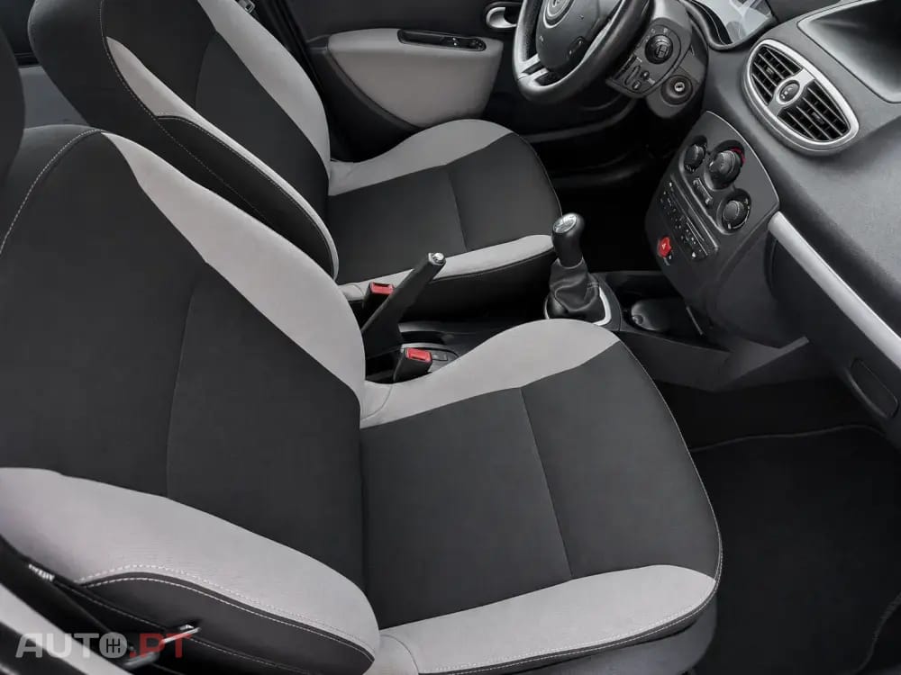 Renault Clio Break 1.2 16V Confort 130g