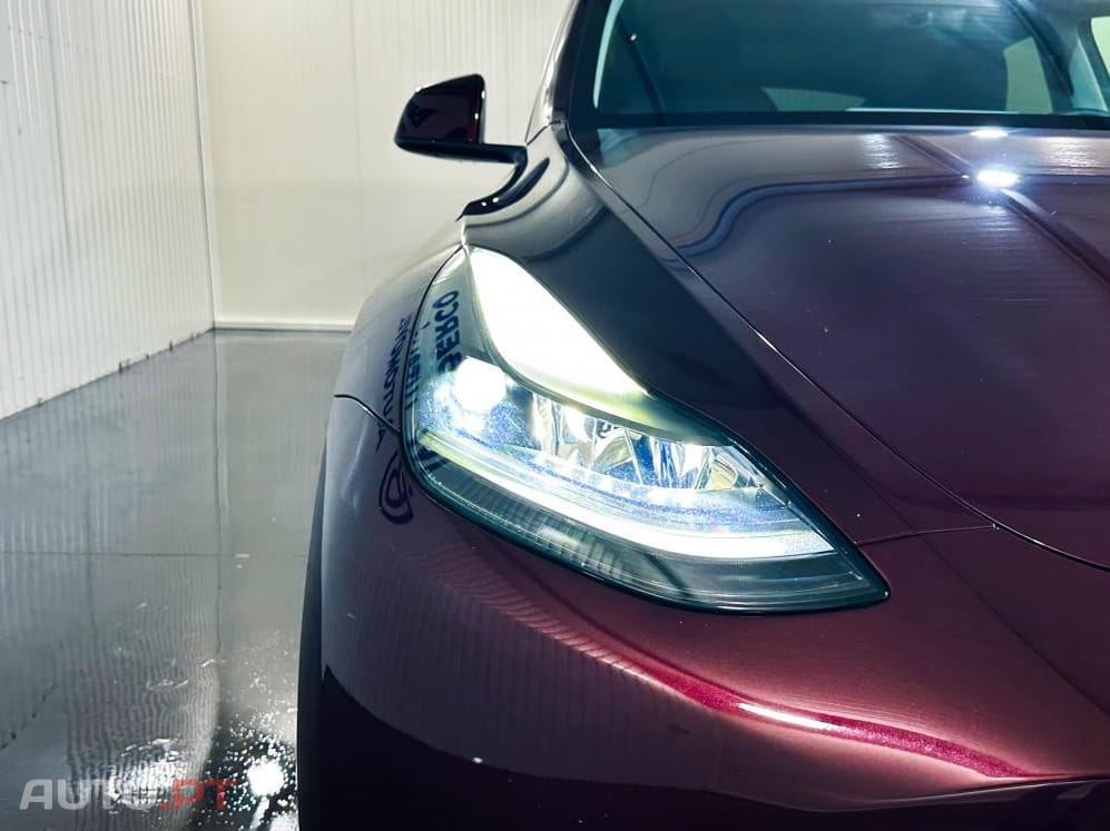 Tesla Model Y Long Range RWD