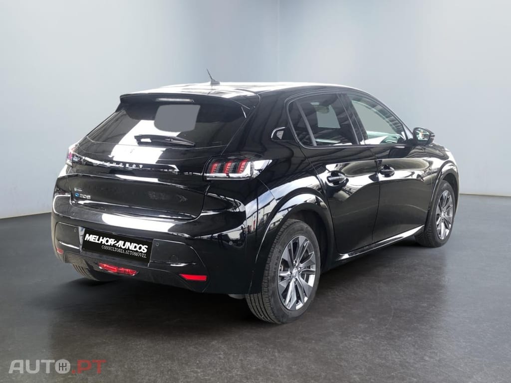 Peugeot E-208 50 kWh Roadtrip