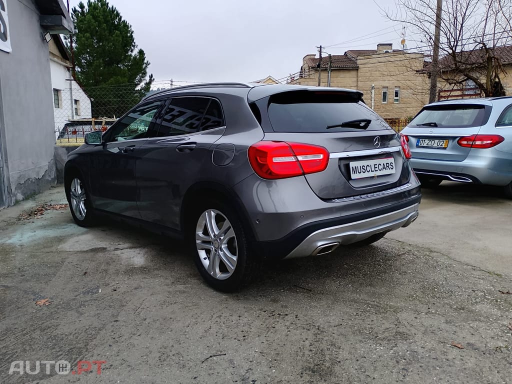 Mercedes-Benz GLA 180 pack amg