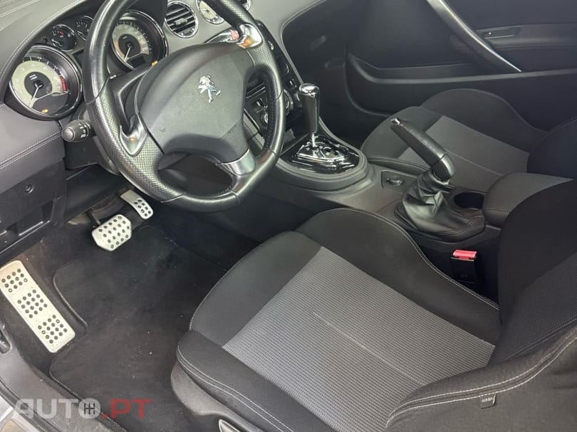 Peugeot RCZ 1.6 155 THP Auto