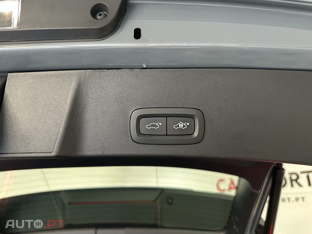 Volvo XC40 1.5 T4 PHEV Plus Bright