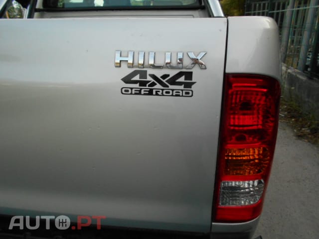 Toyota Hilux Traker 3.0D-4D OFF ROAD