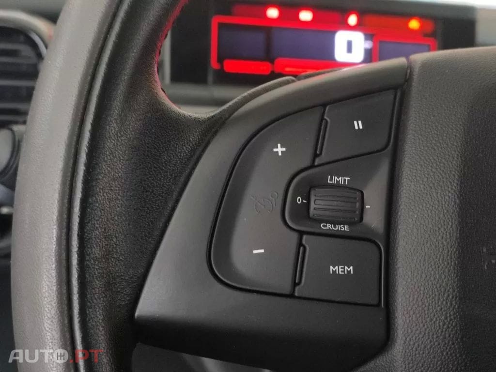 Citroen C4 Cactus 1.6 BlueHDi Shine