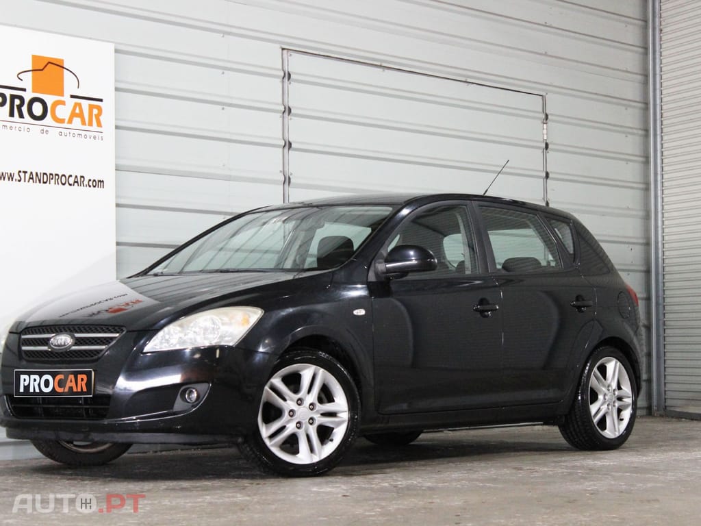 Kia Ceed 1.6 CRDi EX