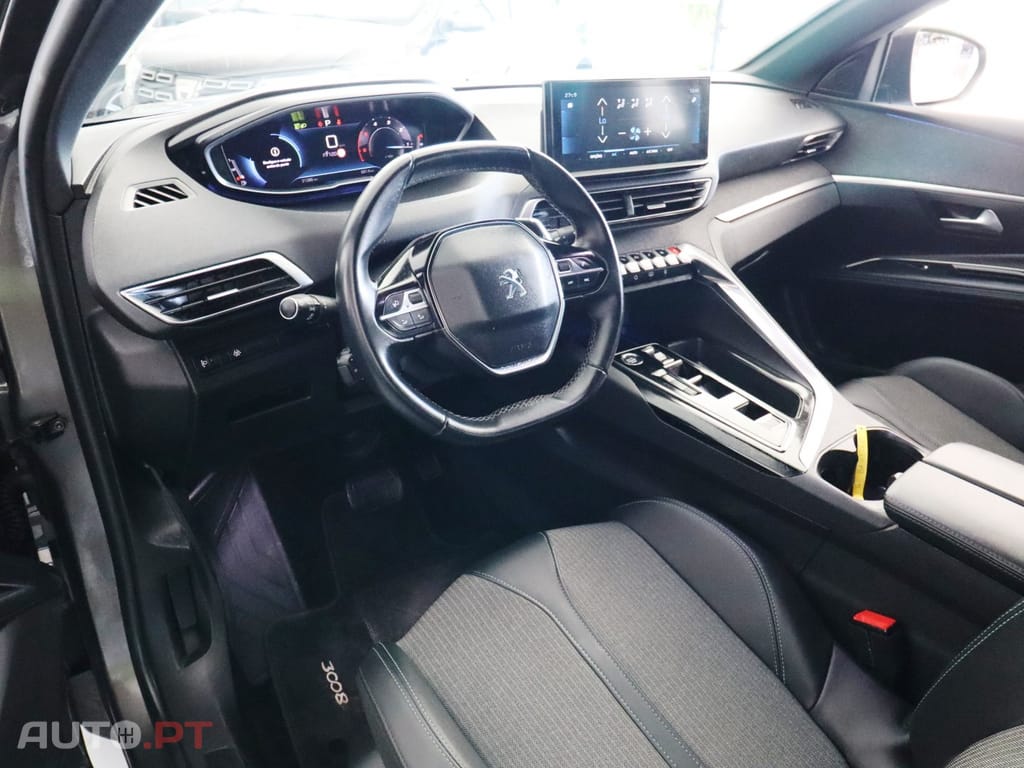Peugeot 3008 1.5 BlueHDi Allure EAT8