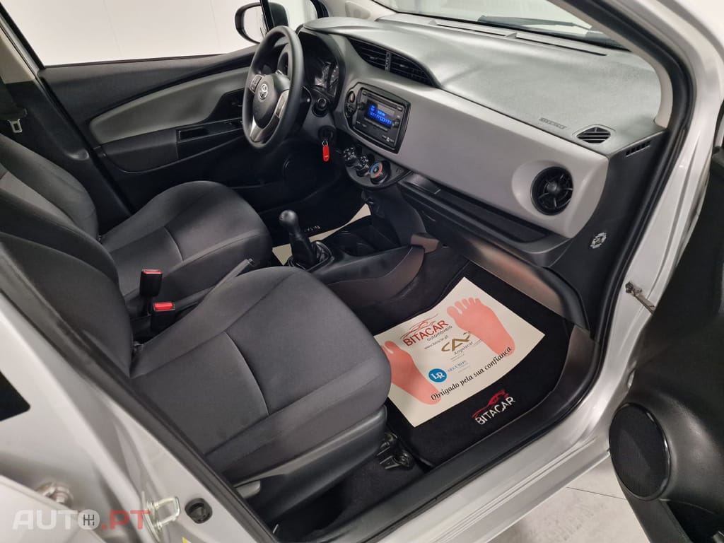 Toyota Yaris 1.0 VVT-I ACTIVE