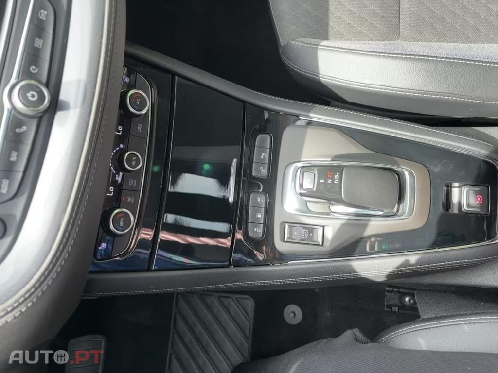 Opel Grandland (X) AT8  