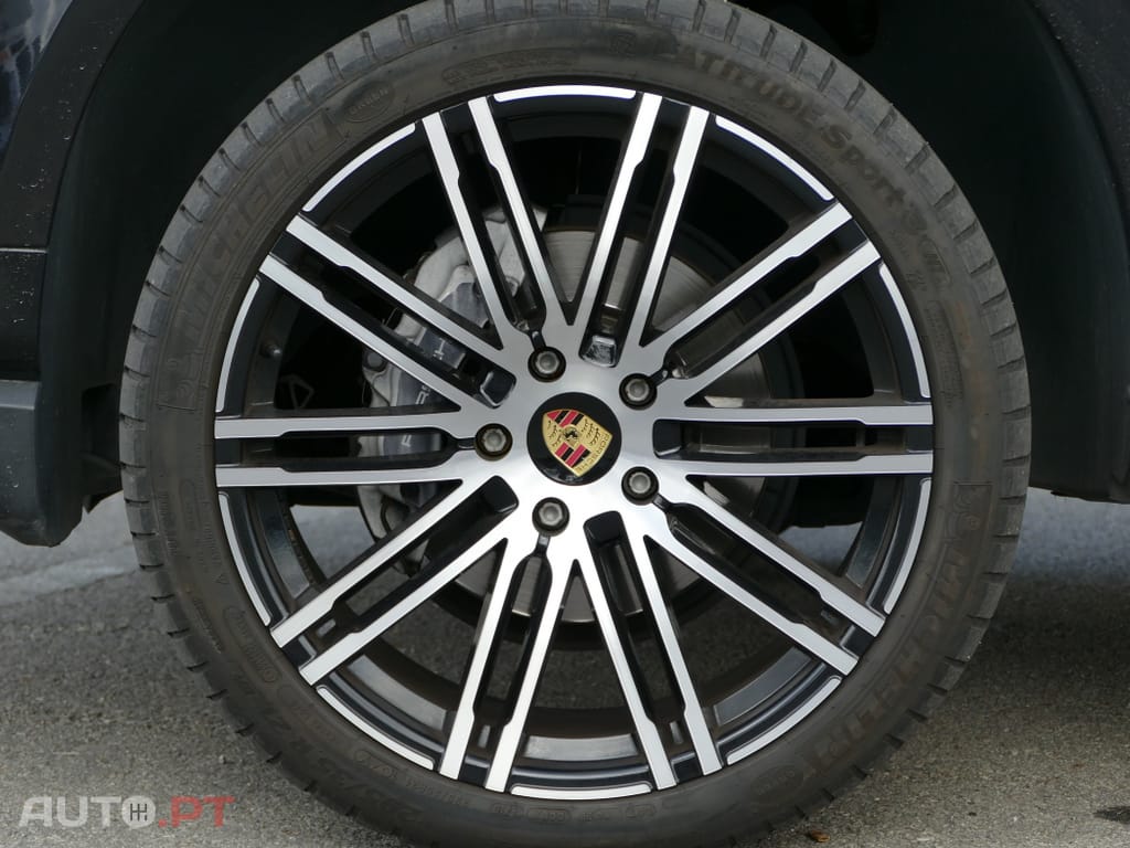 Porsche Cayenne Tiptronic