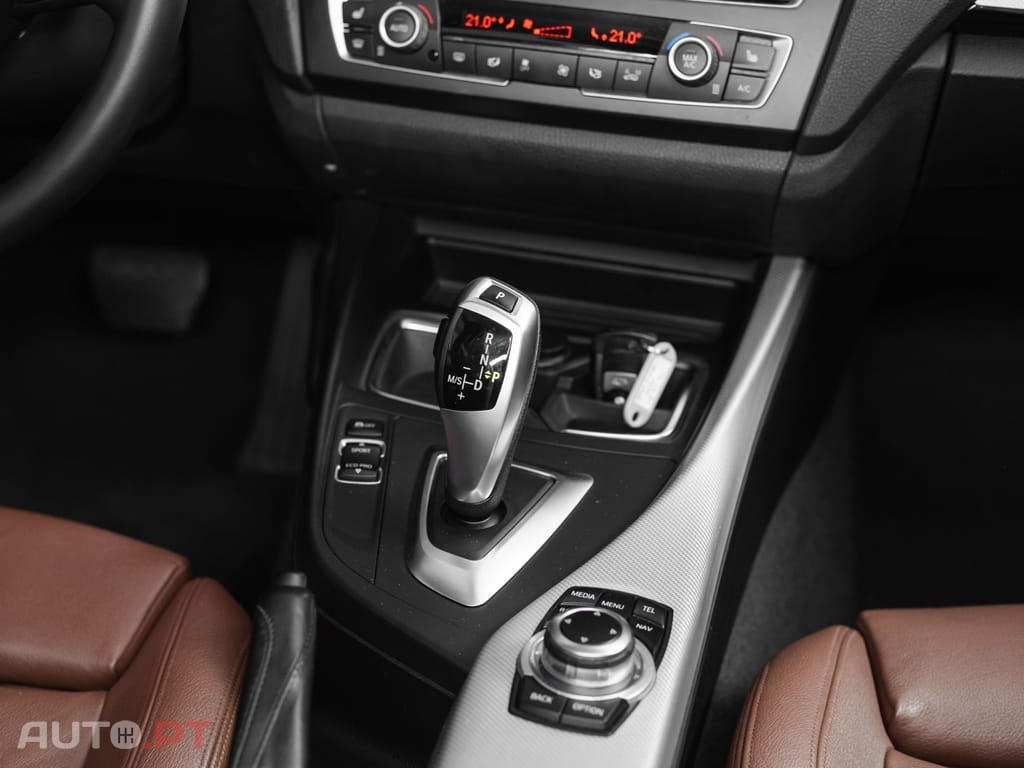 BMW 220 d Coupe Pack M Auto