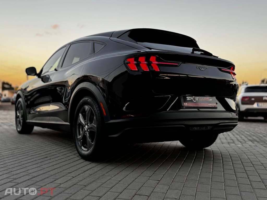 Ford Mustang Mach-E Premium