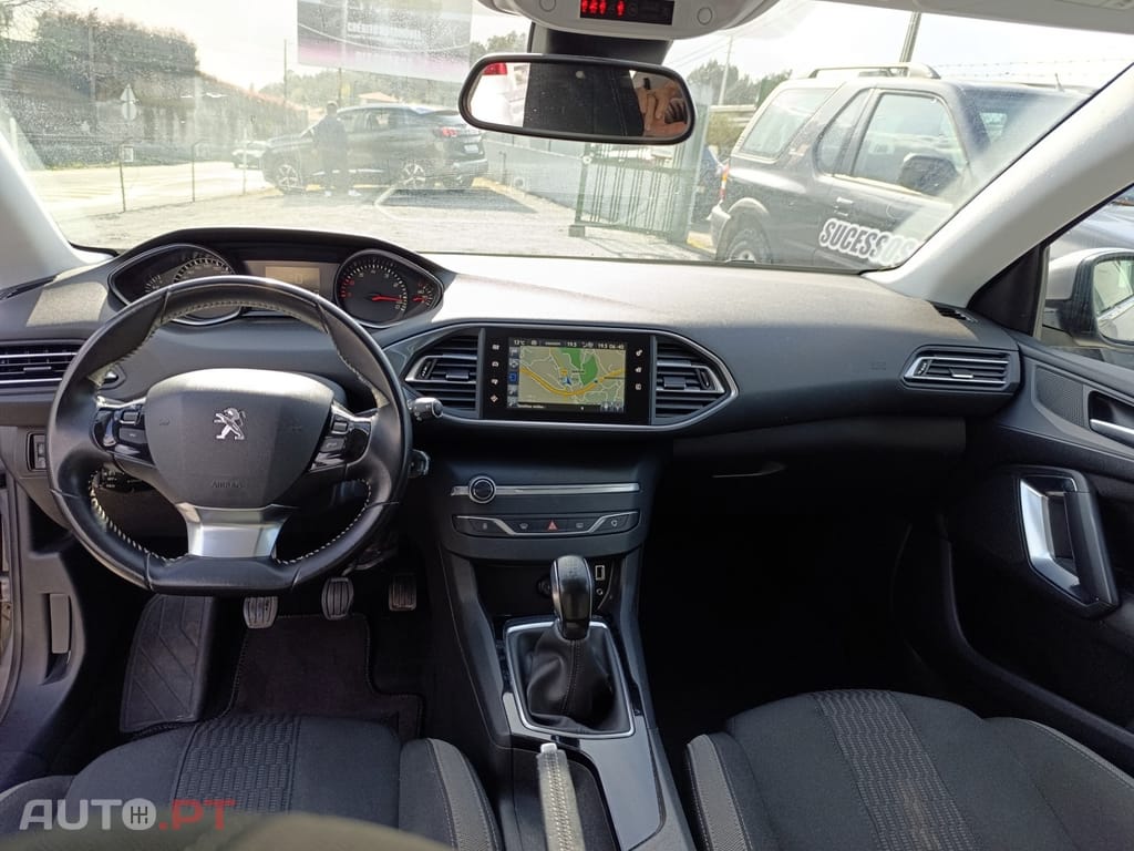 Peugeot 308 1.2 PureTech Style