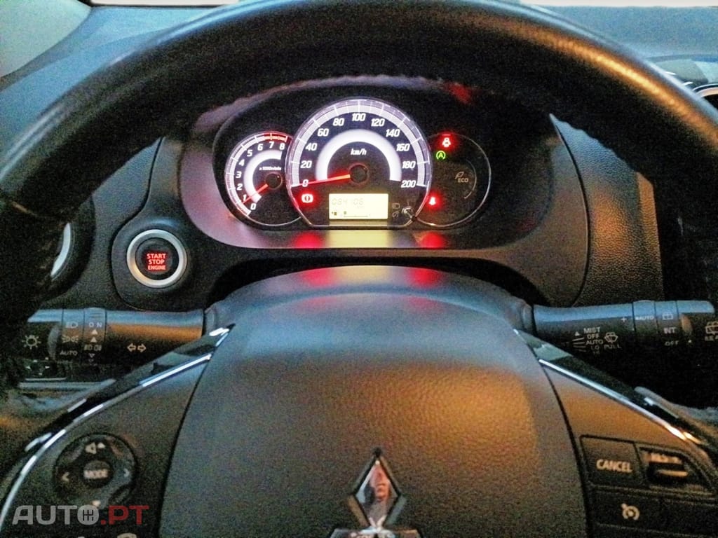 Mitsubishi Space Star 1.2 Intense Connect Edition