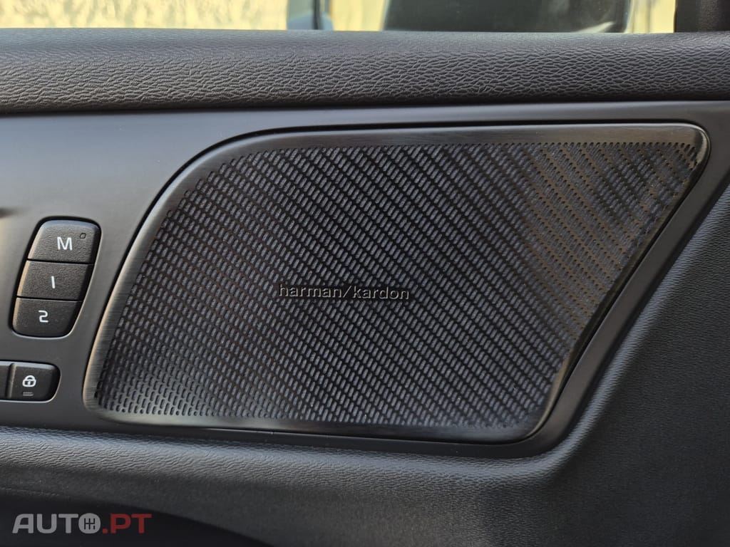 Volvo V60 2.0 T6 AWD TE Plus Bright — fotografia 8