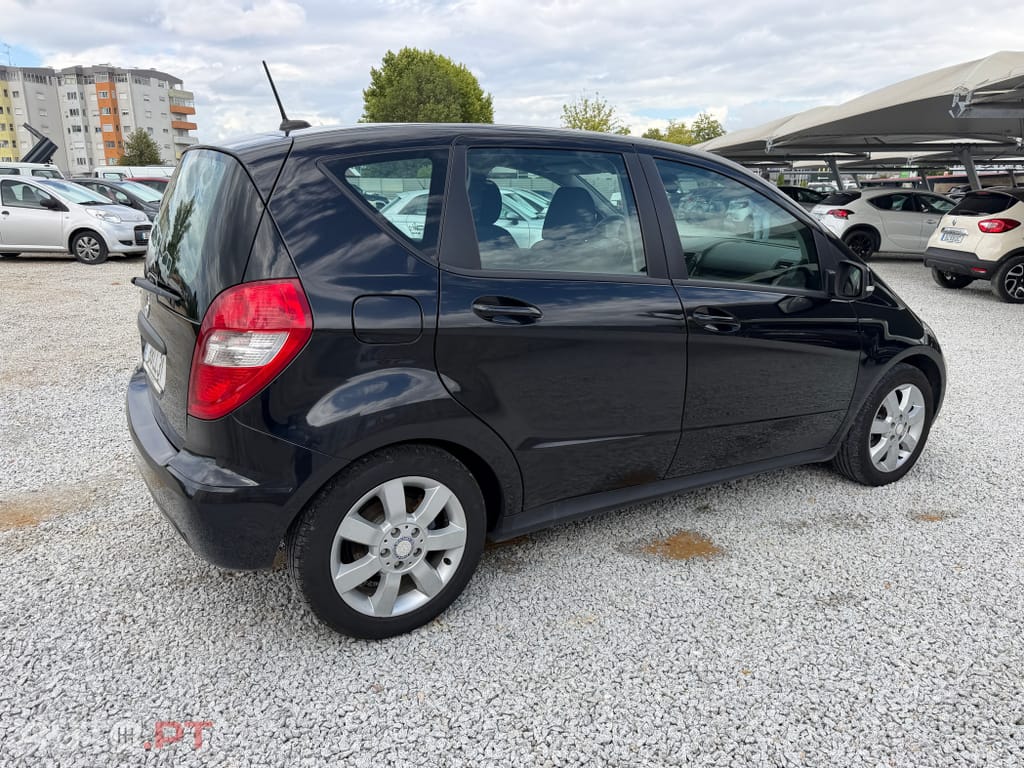 Mercedes-Benz A 160 Outro