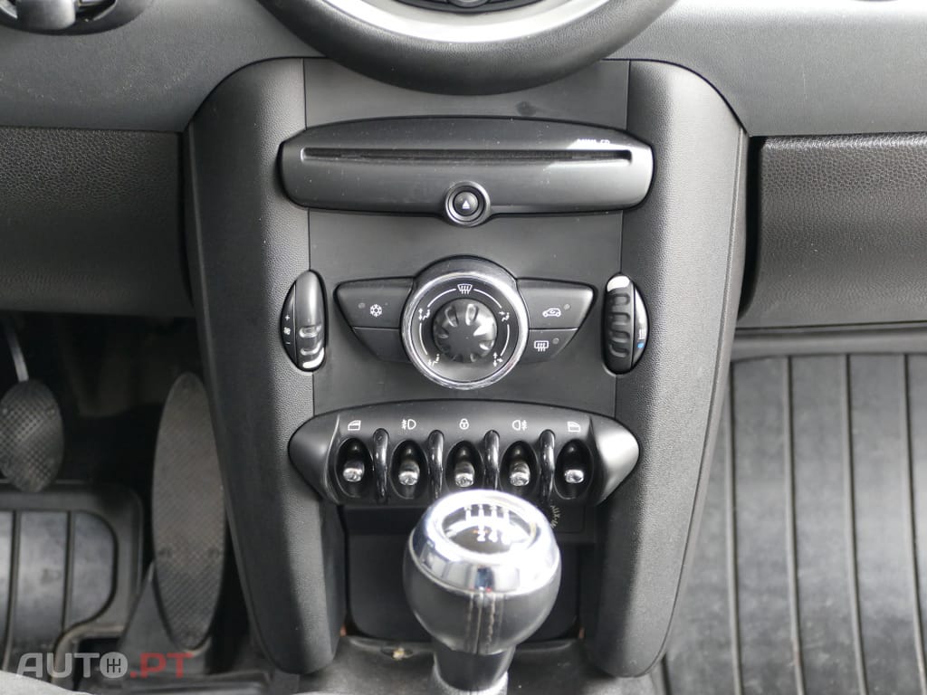 MINI Cooper One D