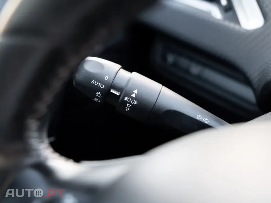 Peugeot 2008 1.6 BlueHDi Allure