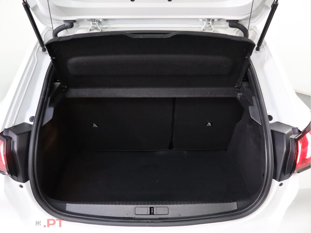 Peugeot 208 Allure Versão Eléctrica