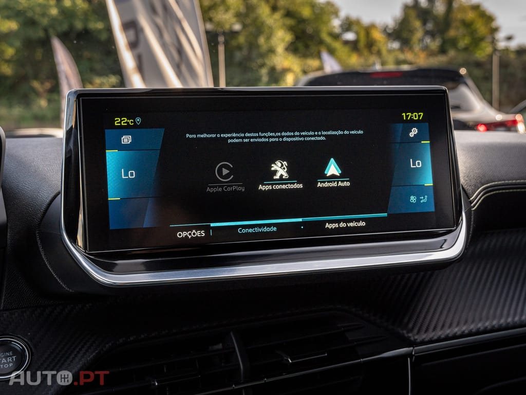 Peugeot E-2008 50 kWh GT