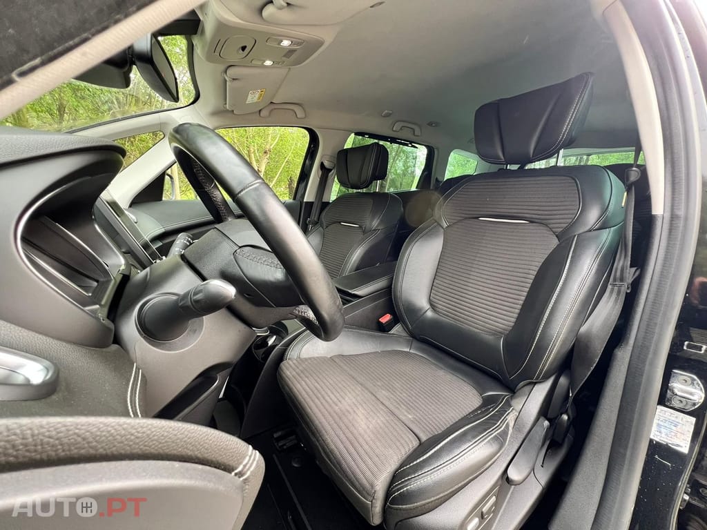 Renault Grand Scénic 1.5 dCi Bose Edition EDC SS