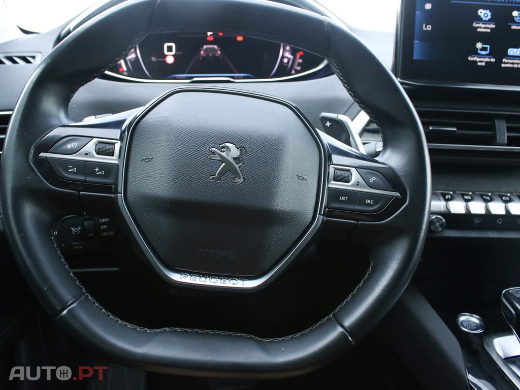 Peugeot 5008 1.2 PureTech Allure EAT8