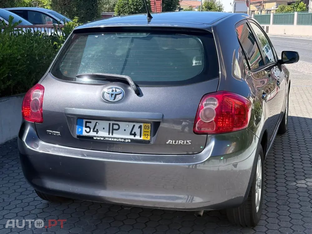 Toyota Auris 1.4 D-4D Sol