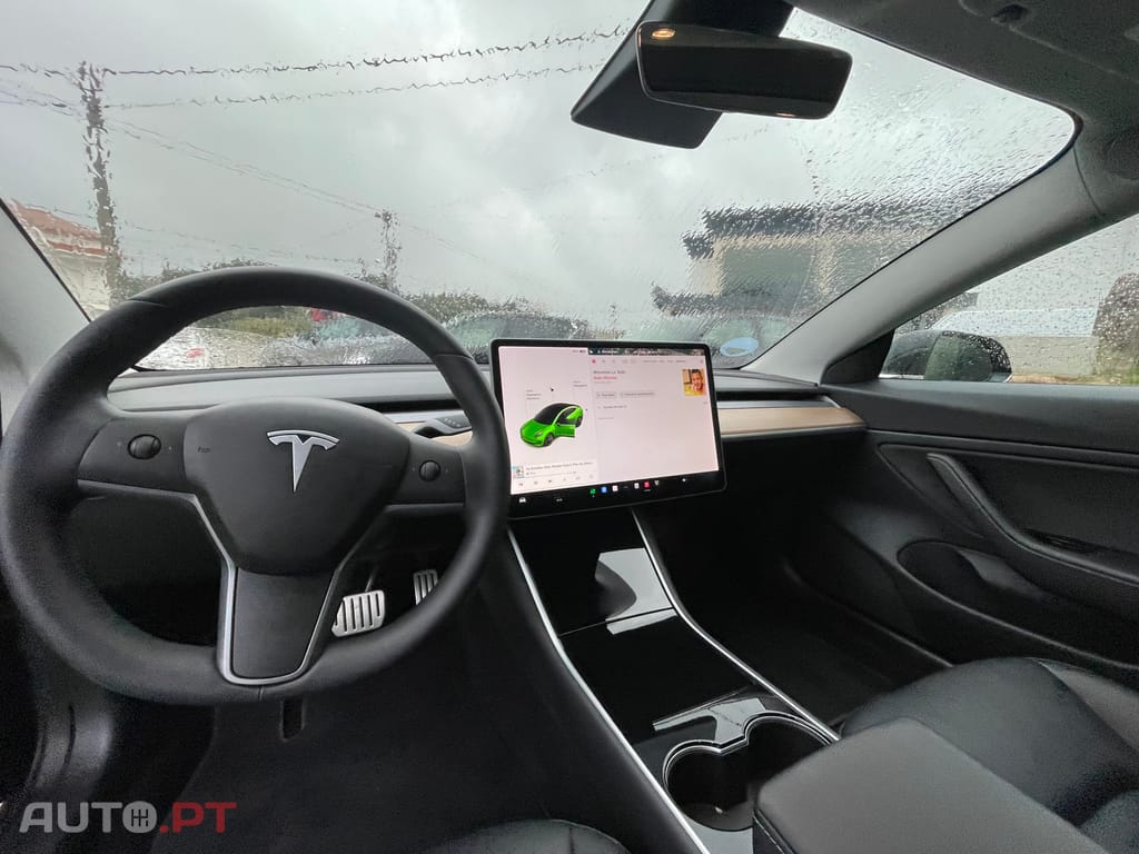 Tesla Model 3 Performance