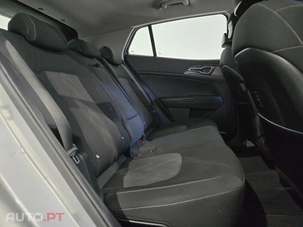 Kia Sportage 1.6 T-GDI AWD Base