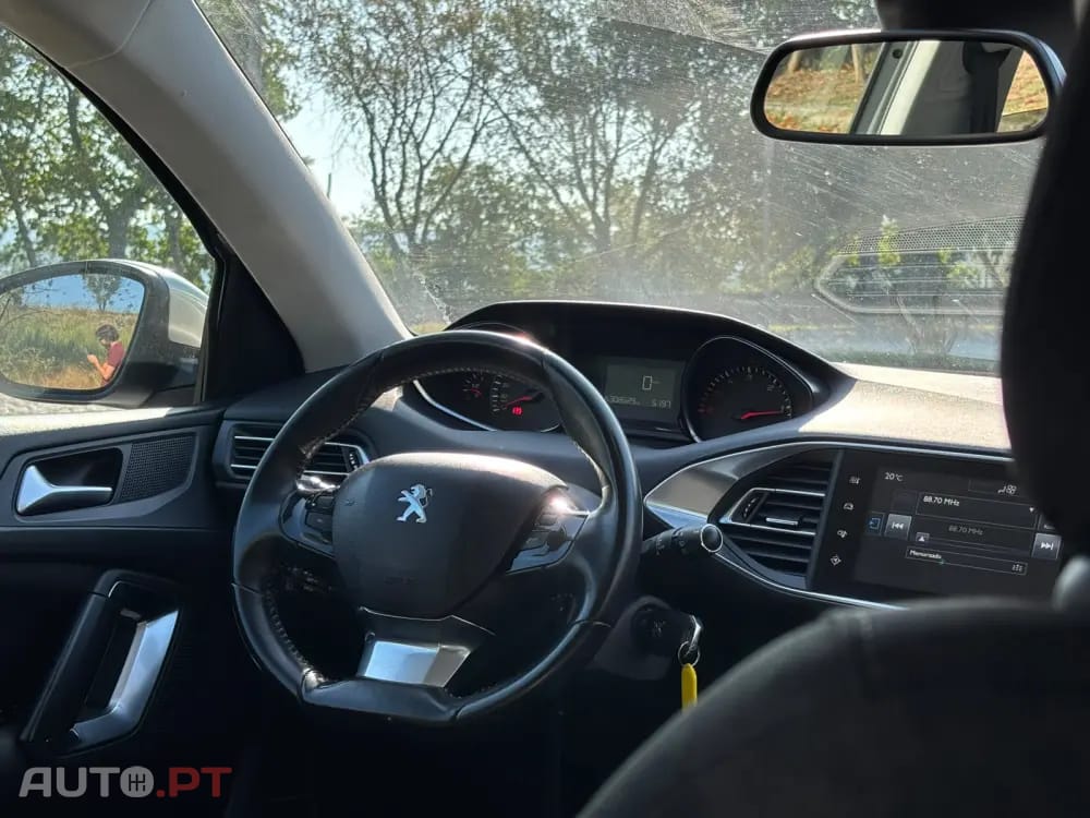 Peugeot 308 SW 1.6 BlueHDi Allure