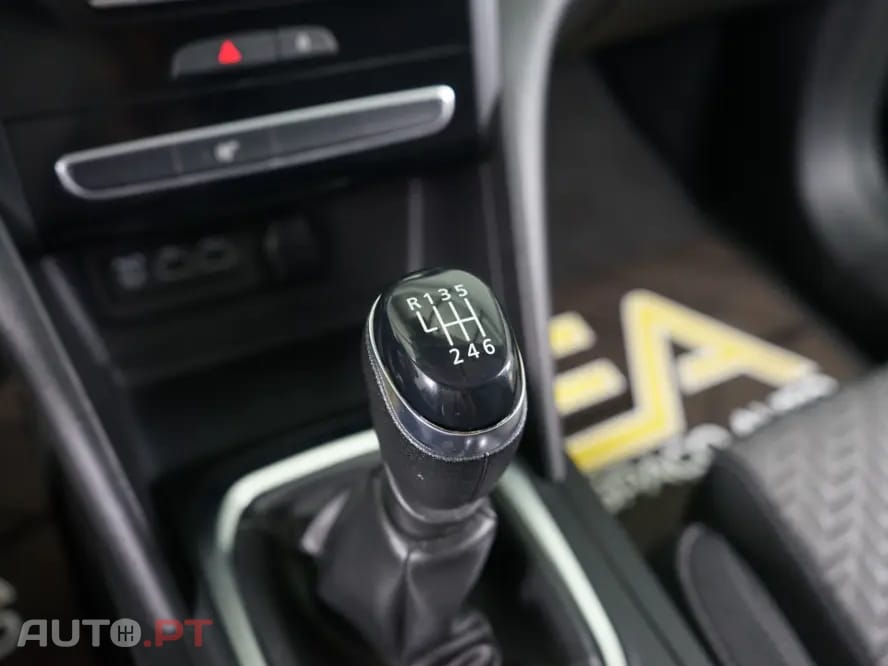 Renault Mégane Sport Tourer 1.3 TCe Limited EDC