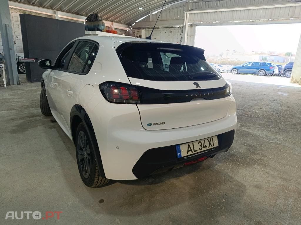 Peugeot 208 ND