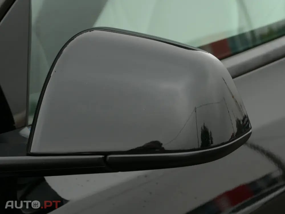 Tesla Model Y Tração Traseira