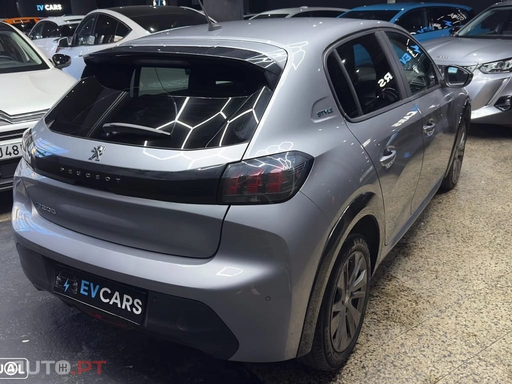 Peugeot E-208 E-Style