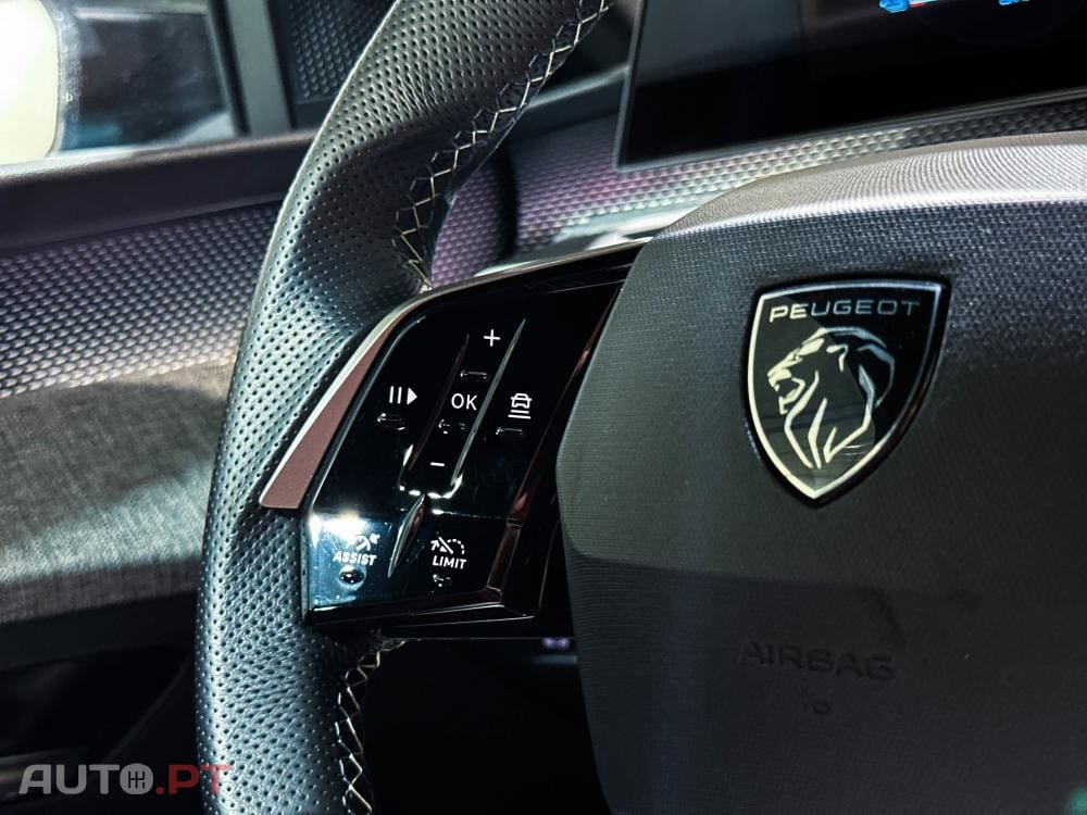 Peugeot E-3008 73 kWh GT