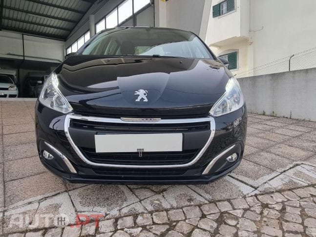 Peugeot 208 1.6 BlueHDi Style