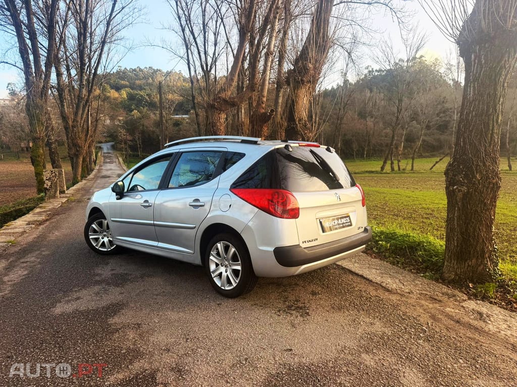 Peugeot 207 SW 1.6 HDi Outdoor FAP