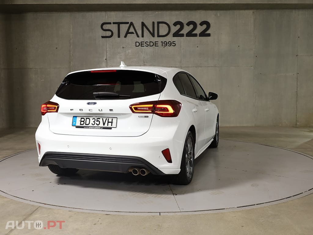 Ford Focus 1.0 EcoBoost MHEV ST-Line Aut