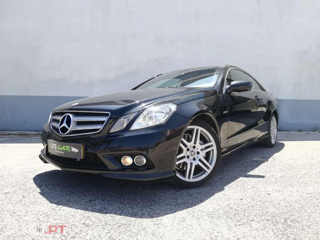 Mercedes-Benz E 250 CGi Coupé AMG