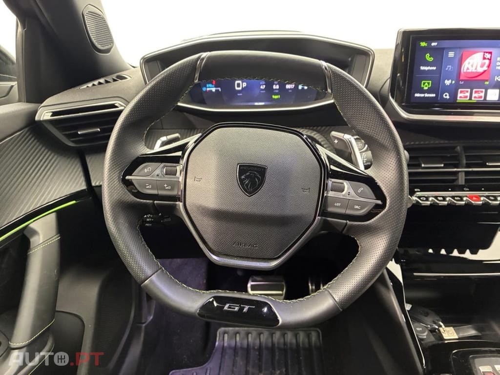 Peugeot 2008 1.2 PureTech GT EAT8