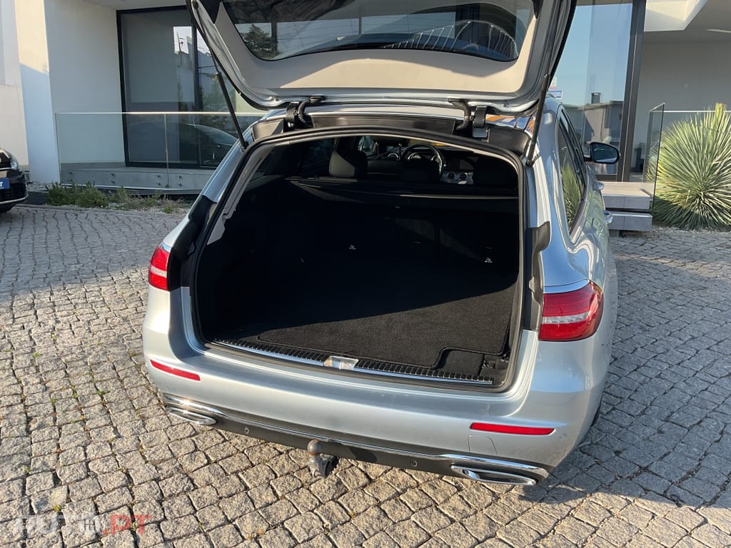 Mercedes-Benz E 220 BlueTEC Avantgarde Auto.