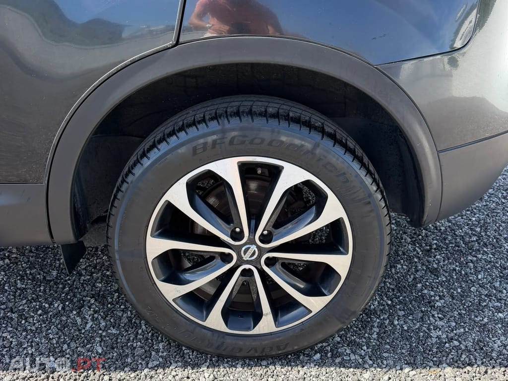 Nissan Qashqai 1.6 dCi Tekna Premium 18