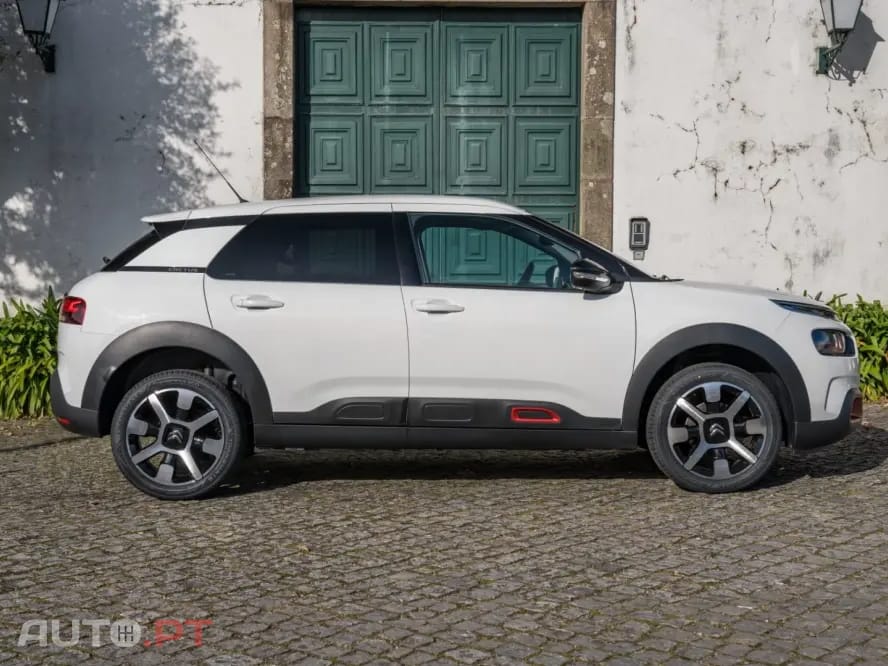 Citroen C4 Cactus 1.2 PureTech Shine