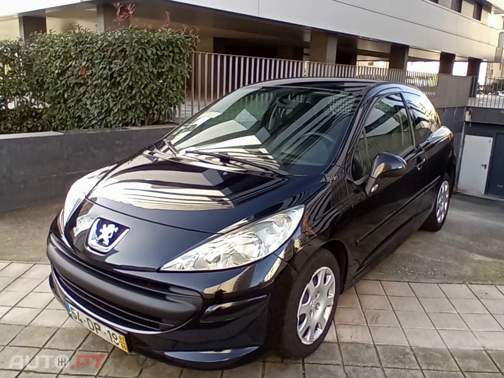 Peugeot 207 1.4 HDI 70CV