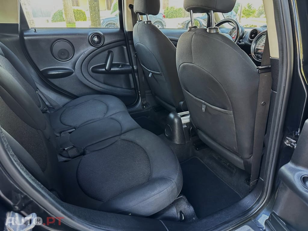 MINI Countryman One D