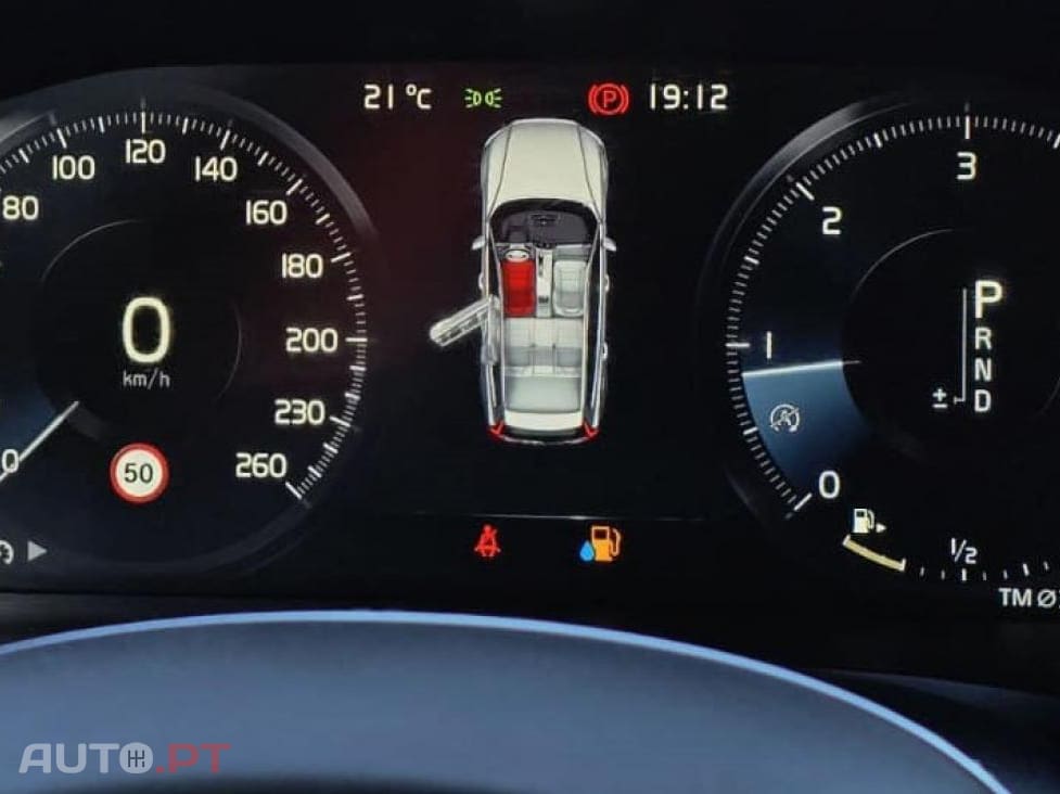 Volvo V60 2.0 D3 MOMENTUM PLUS GEARTRONIC